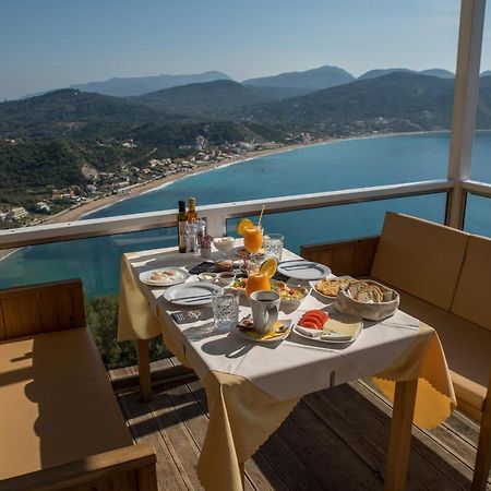Porto Timoni Bed & Breakfast Afión Bagian luar foto